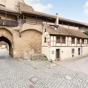Apartment Naechtigen An Der Stadtmauer