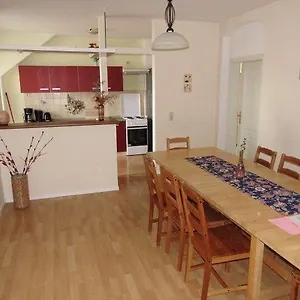 Sehr Schöne 4 Raum Maisonette-fewo Mit 110qm + Balkon + Zentral&preiswert - T7 , Dresden Deutschland